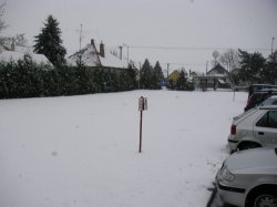 Pohľad k hlavnej ceste